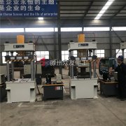五公斤舔磚油壓機出現發熱嚴重怎么辦？